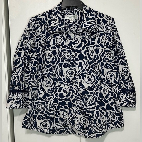 Coldwater Creek Floral Blouse Womens Large Button Top Navy Blue White 3/4 Sleeve - Picture 1 of 11